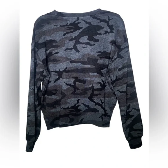 Rails Iron Camo Print Ramona Pullover Crewneck Sweatshirt Size Medium - Picture 3 of 10